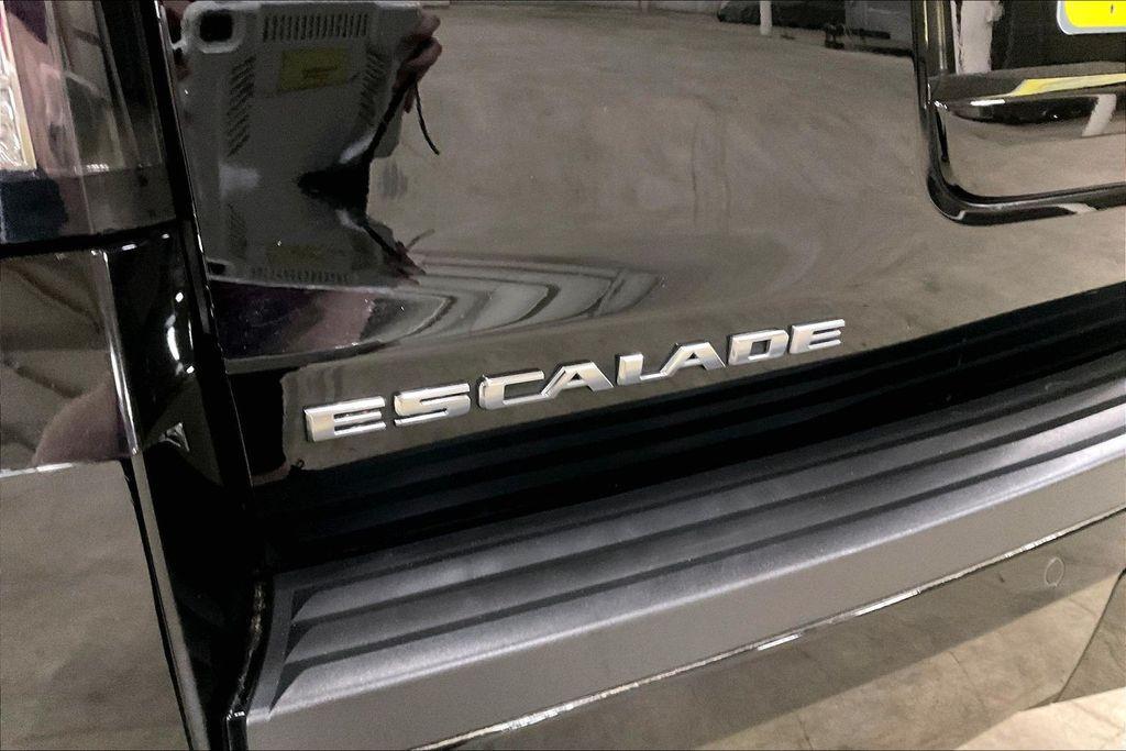 used 2016 Cadillac Escalade car, priced at $27,534