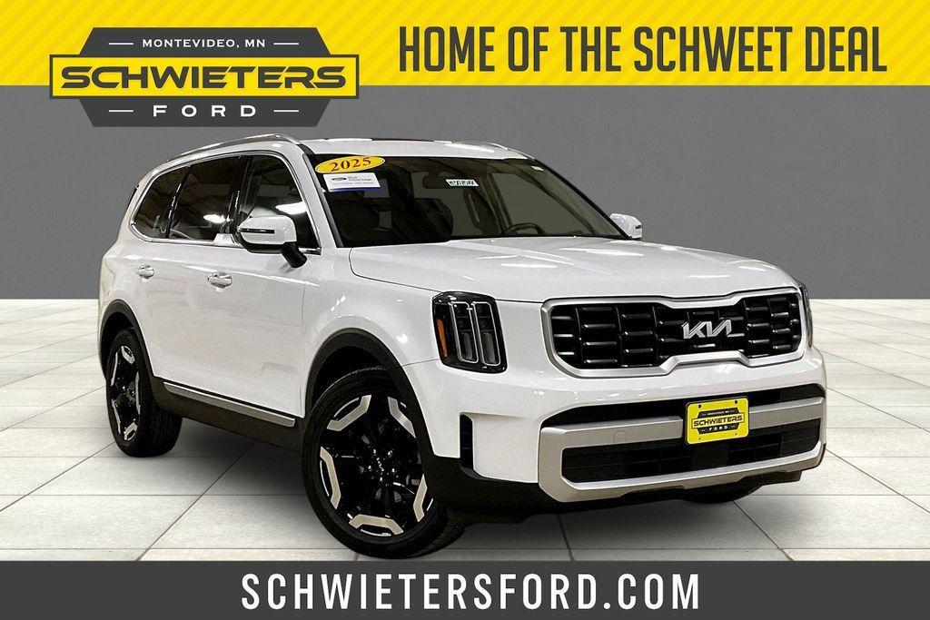 used 2025 Kia Telluride car, priced at $33,874