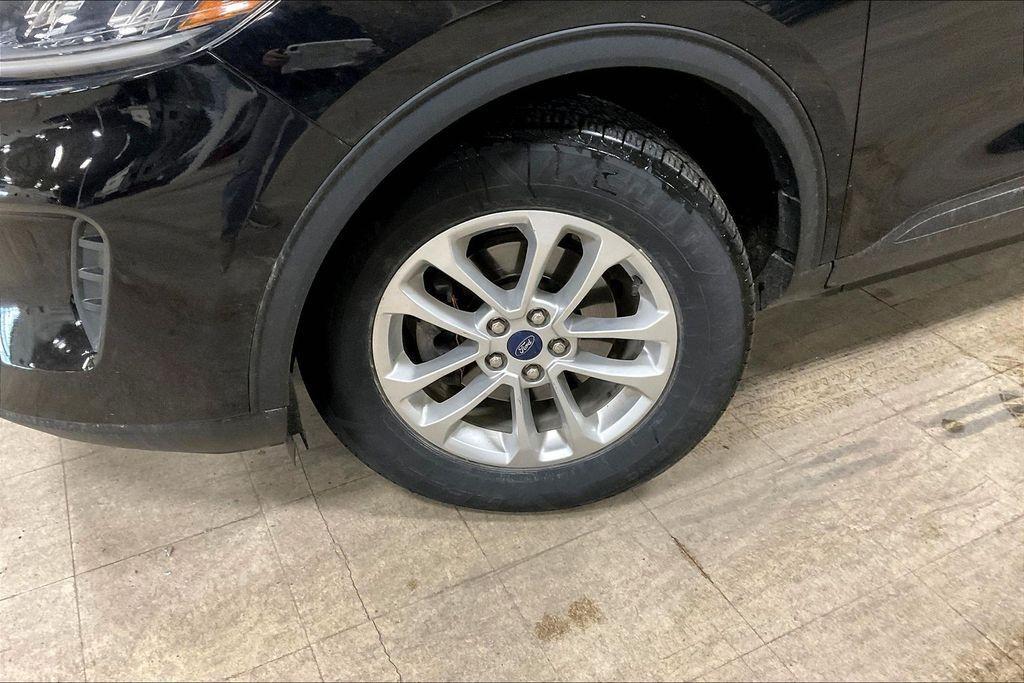 used 2022 Ford Escape car, priced at $17,215