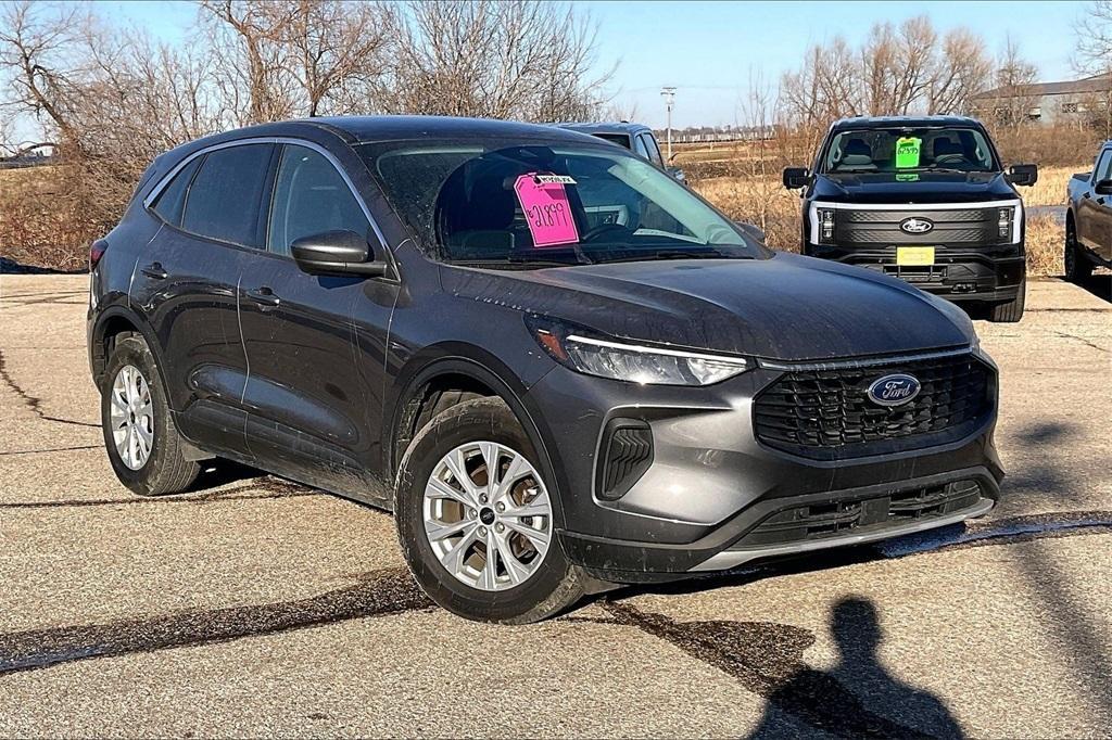 used 2023 Ford Escape car, priced at $21,899