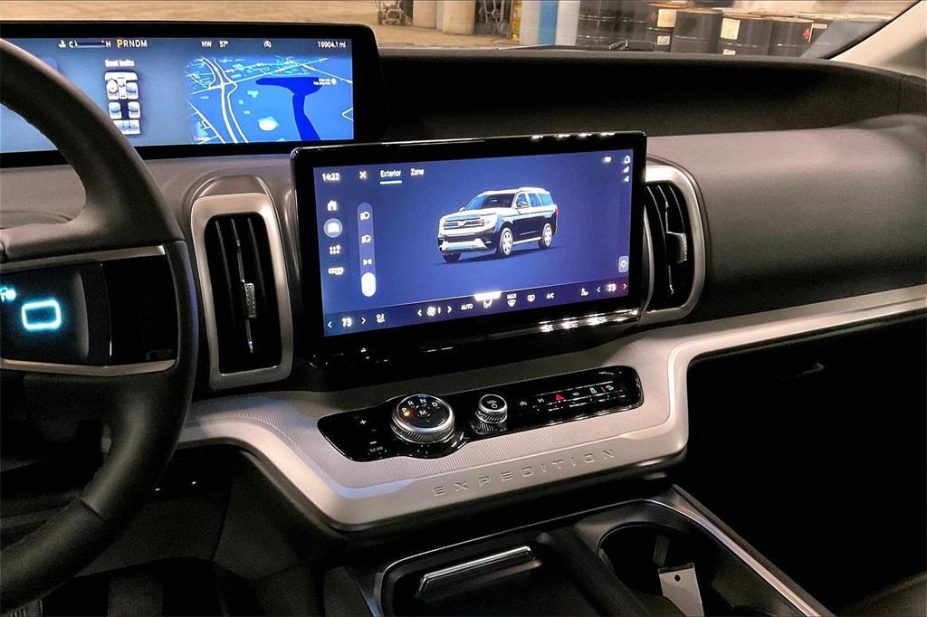 used 2025 Ford Expedition car, priced at $62,450