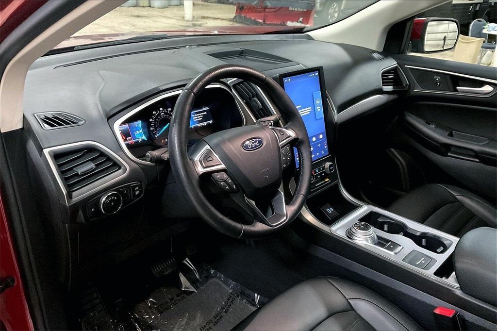 used 2021 Ford Edge car, priced at $20,996