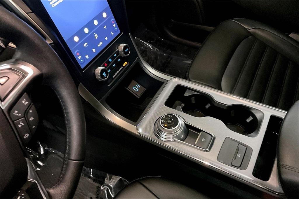 used 2021 Ford Edge car, priced at $20,996