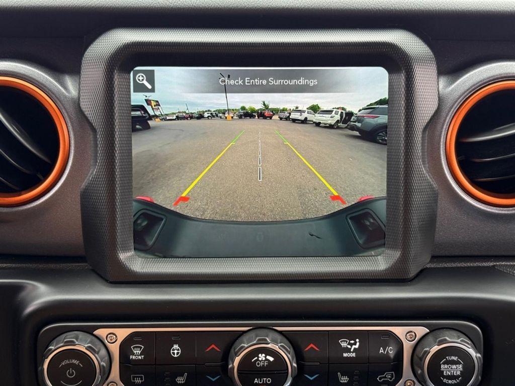 used 2021 Jeep Gladiator car, priced at $33,952
