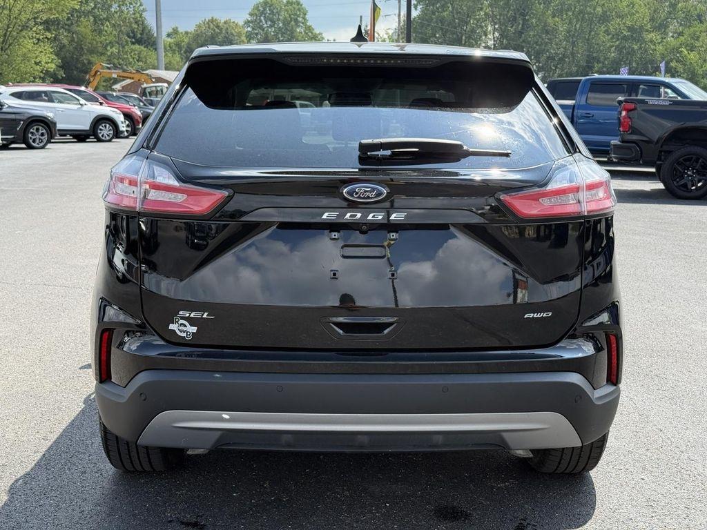 used 2022 Ford Edge car, priced at $20,180