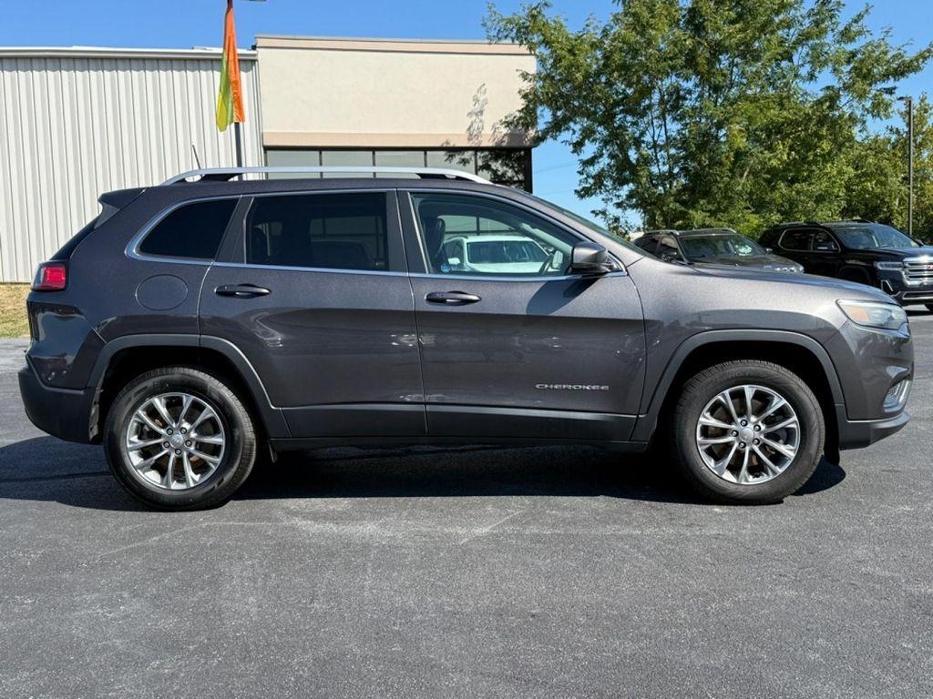 used 2019 Jeep Cherokee car, priced at $15,995