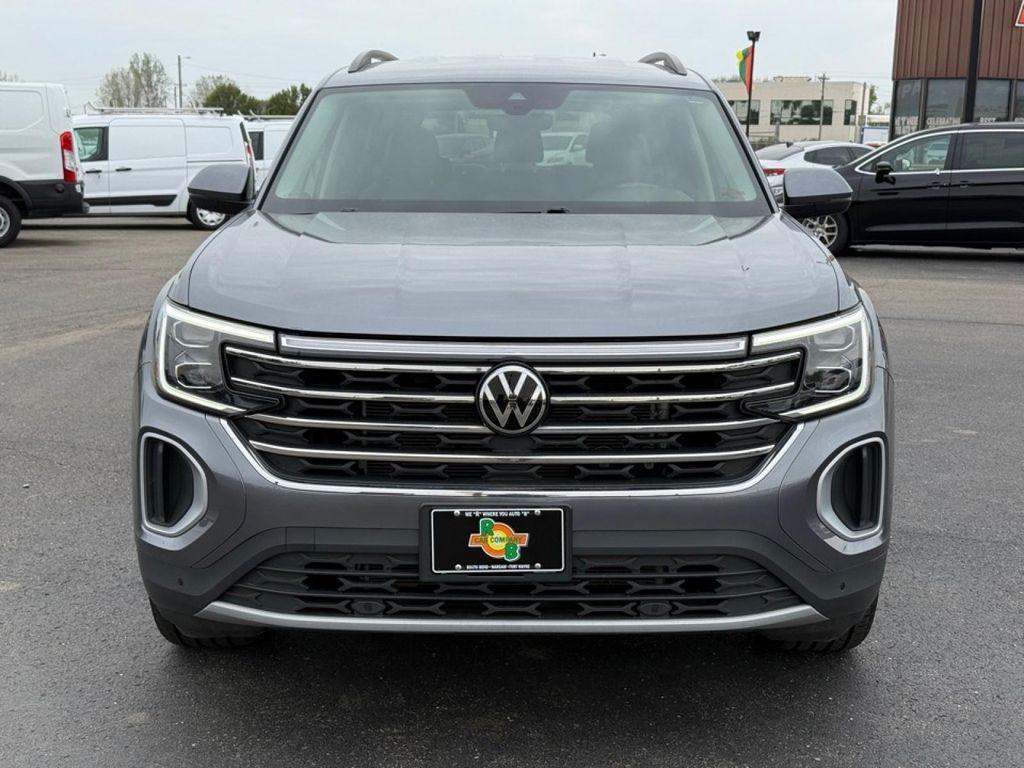 used 2025 Volkswagen Atlas car, priced at $31,242