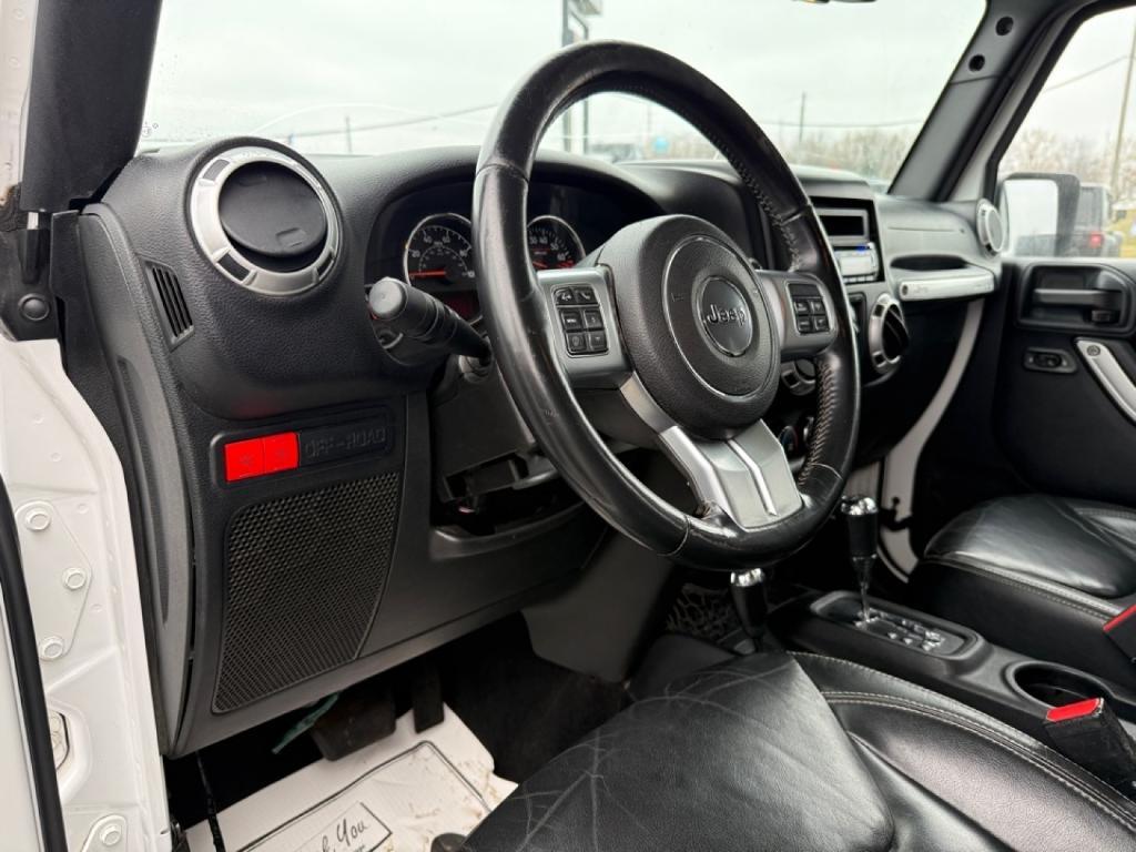 used 2015 Jeep Wrangler Unlimited car, priced at $19,742