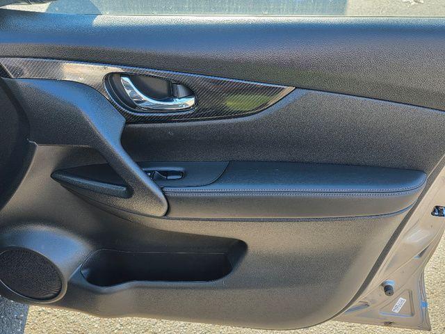 used 2018 Nissan Rogue car, priced at $12,225