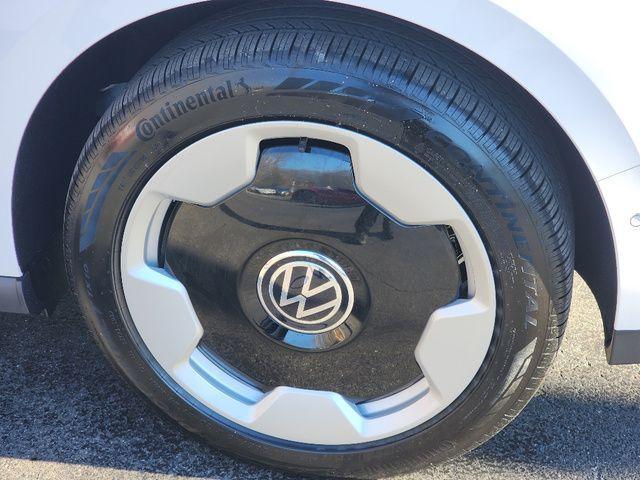 new 2025 Volkswagen ID. Buzz car, priced at $55,610