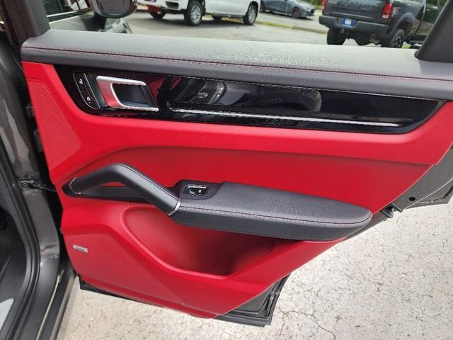 used 2022 Porsche Cayenne car, priced at $50,995