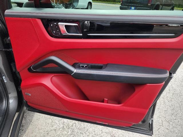 used 2022 Porsche Cayenne car, priced at $50,995