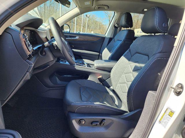 new 2026 Volkswagen Atlas car, priced at $49,049