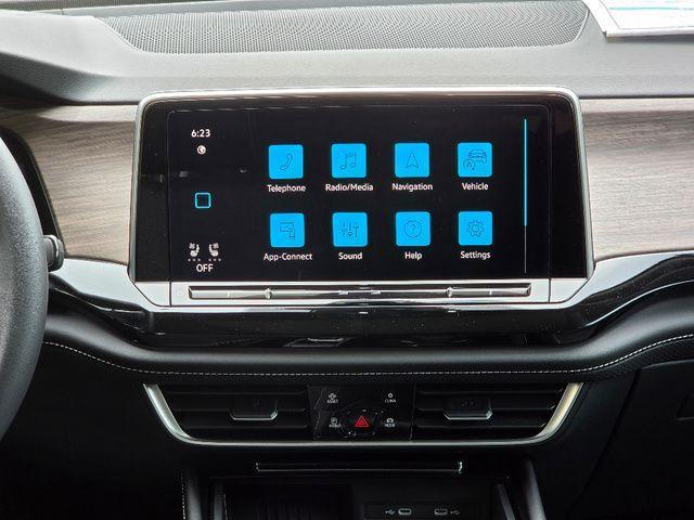 new 2026 Volkswagen Atlas car, priced at $50,432