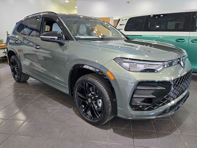 new 2026 Volkswagen Tiguan car, priced at $40,895