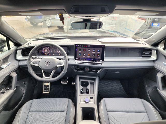 new 2026 Volkswagen Tiguan car, priced at $39,939