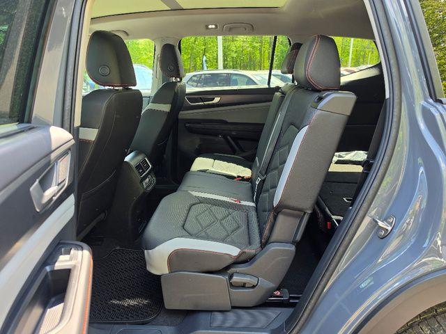 new 2026 Volkswagen Atlas car, priced at $50,057