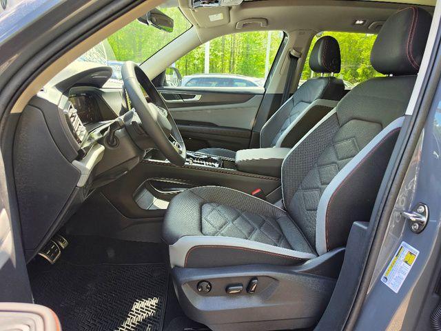 new 2026 Volkswagen Atlas car, priced at $50,057
