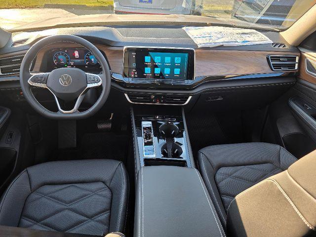 new 2026 Volkswagen Atlas car, priced at $48,205