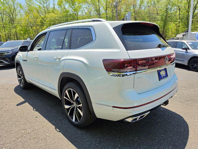 new 2026 Volkswagen Atlas car, priced at $55,714