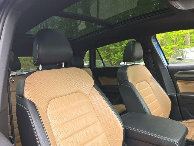 used 2020 Volkswagen Atlas Cross Sport car, priced at $18,995