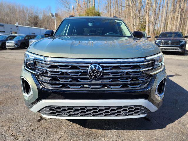 new 2026 Volkswagen Atlas car, priced at $49,460