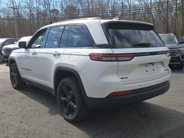 used 2023 Jeep Grand Cherokee car, priced at $27,995