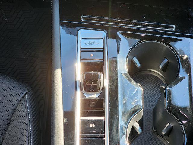 new 2026 Volkswagen Atlas Cross Sport car, priced at $47,307