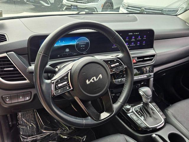 used 2024 Kia Seltos car, priced at $23,894