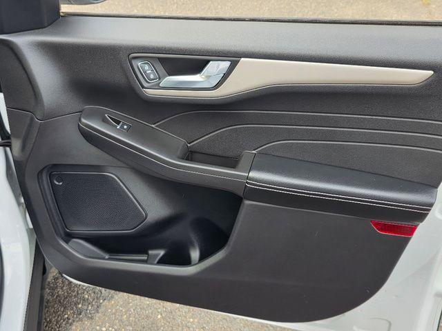 used 2022 Ford Escape car, priced at $21,500