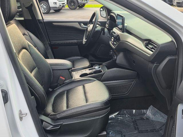 used 2022 Ford Escape car, priced at $21,500