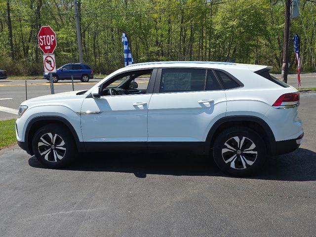 used 2024 Volkswagen Atlas Cross Sport car, priced at $29,500