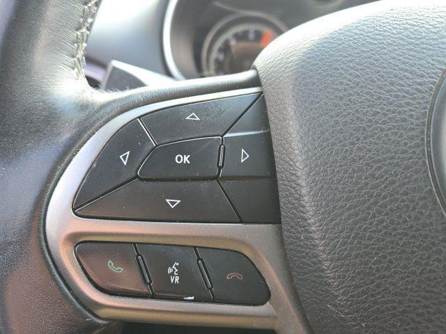 used 2019 Jeep Cherokee car, priced at $12,995