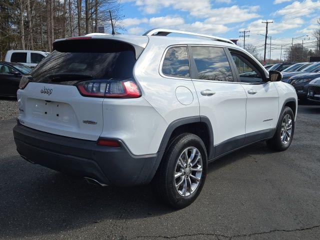 used 2019 Jeep Cherokee car, priced at $12,995