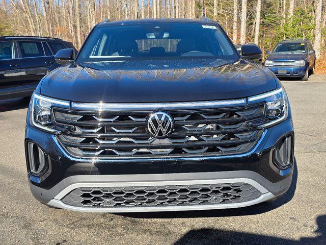 new 2026 Volkswagen Atlas Cross Sport car, priced at $46,986