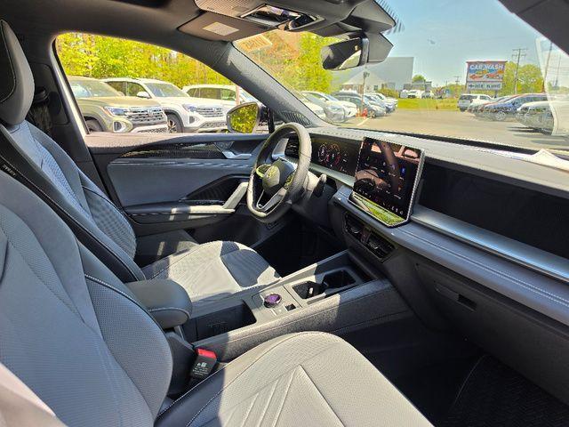 new 2026 Volkswagen Tiguan car, priced at $40,376