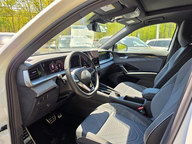 new 2026 Volkswagen Tiguan car, priced at $40,376