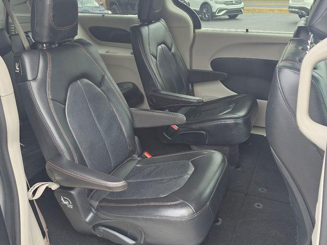 used 2018 Chrysler Pacifica car, priced at $10,395