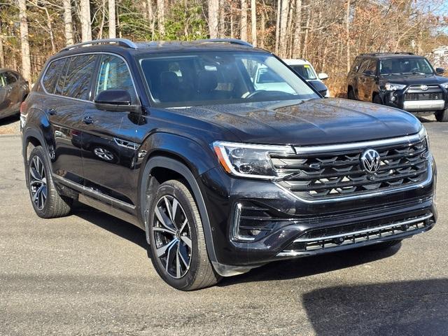 used 2025 Volkswagen Atlas car, priced at $42,895