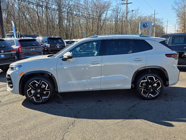 new 2026 Volkswagen Tiguan car, priced at $43,955