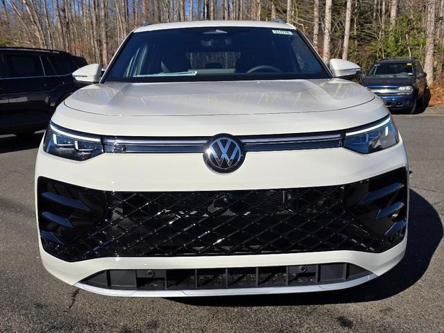 new 2026 Volkswagen Tiguan car, priced at $43,955