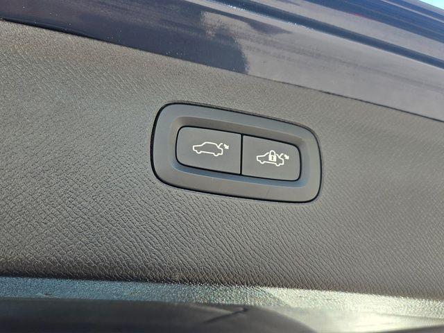 used 2021 Volvo XC90 car, priced at $32,995