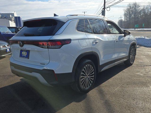 new 2025 Volkswagen Tiguan car, priced at $31,391