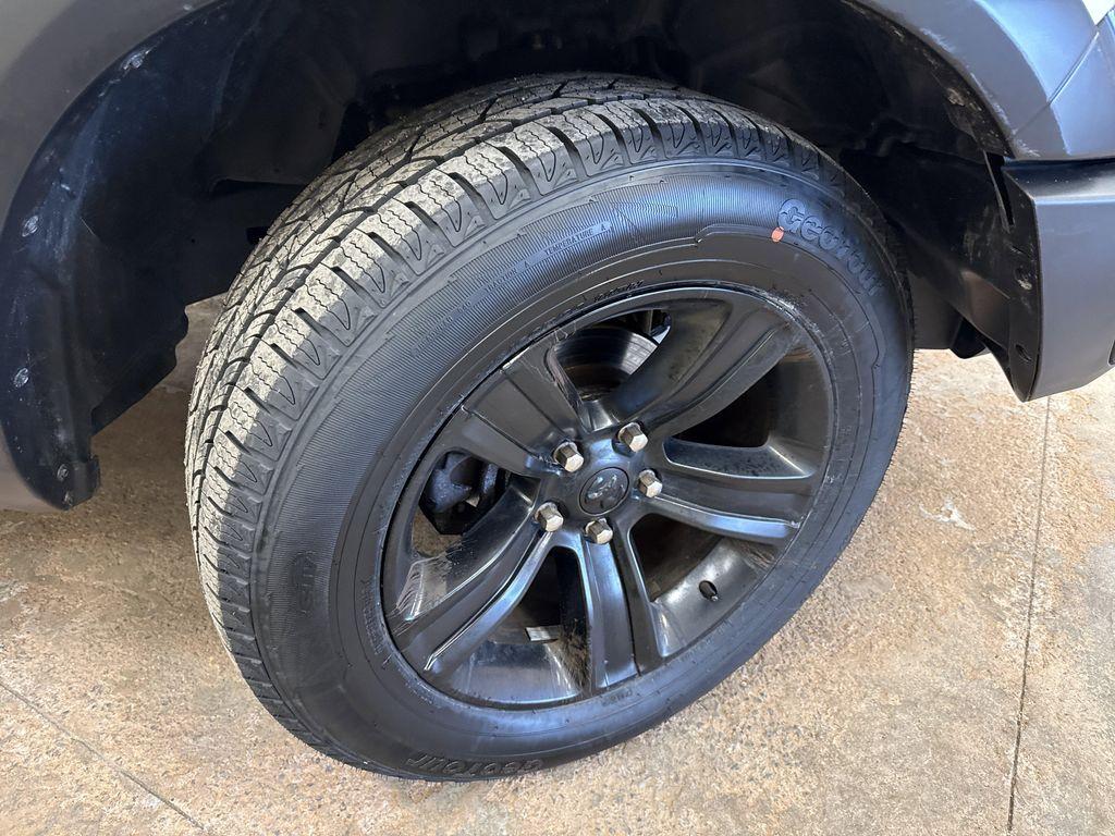 used 2022 Ram 1500 Classic car, priced at $31,527