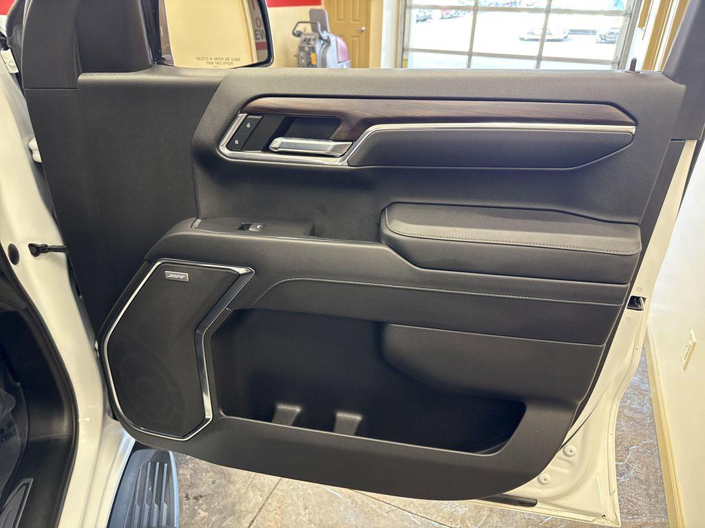 used 2023 GMC Sierra 1500 car, priced at $49,914