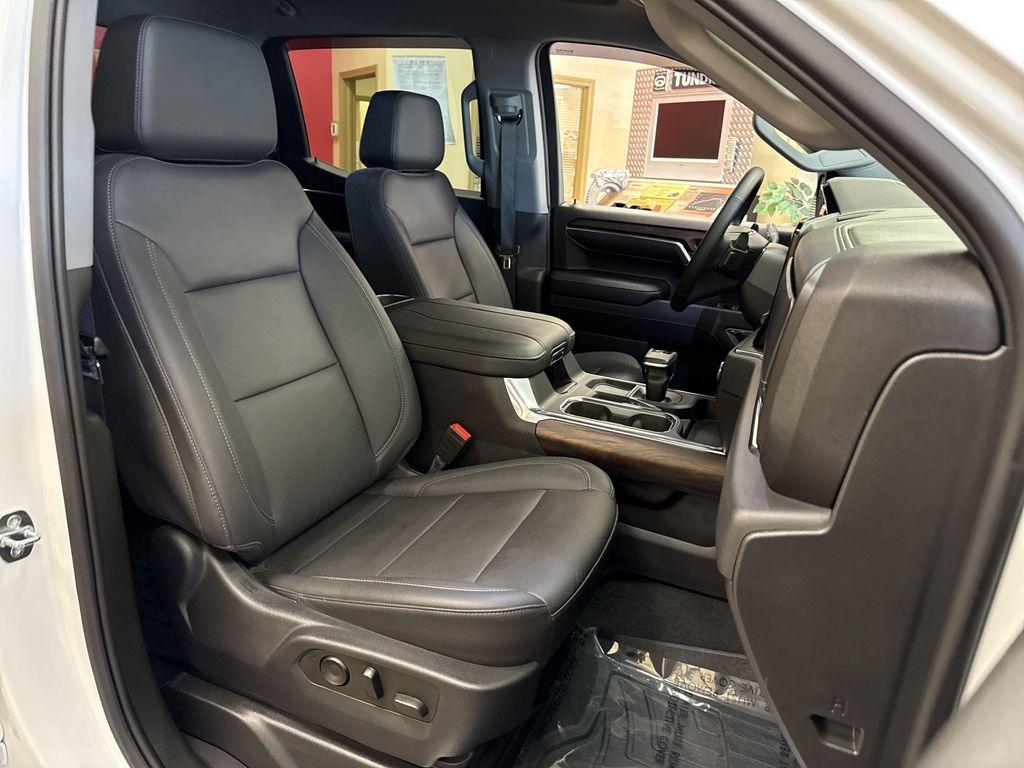 used 2023 GMC Sierra 1500 car, priced at $49,914