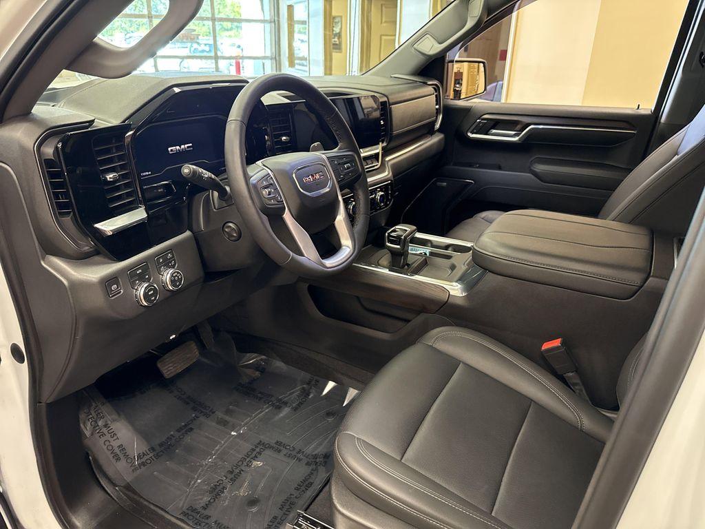 used 2023 GMC Sierra 1500 car, priced at $49,914