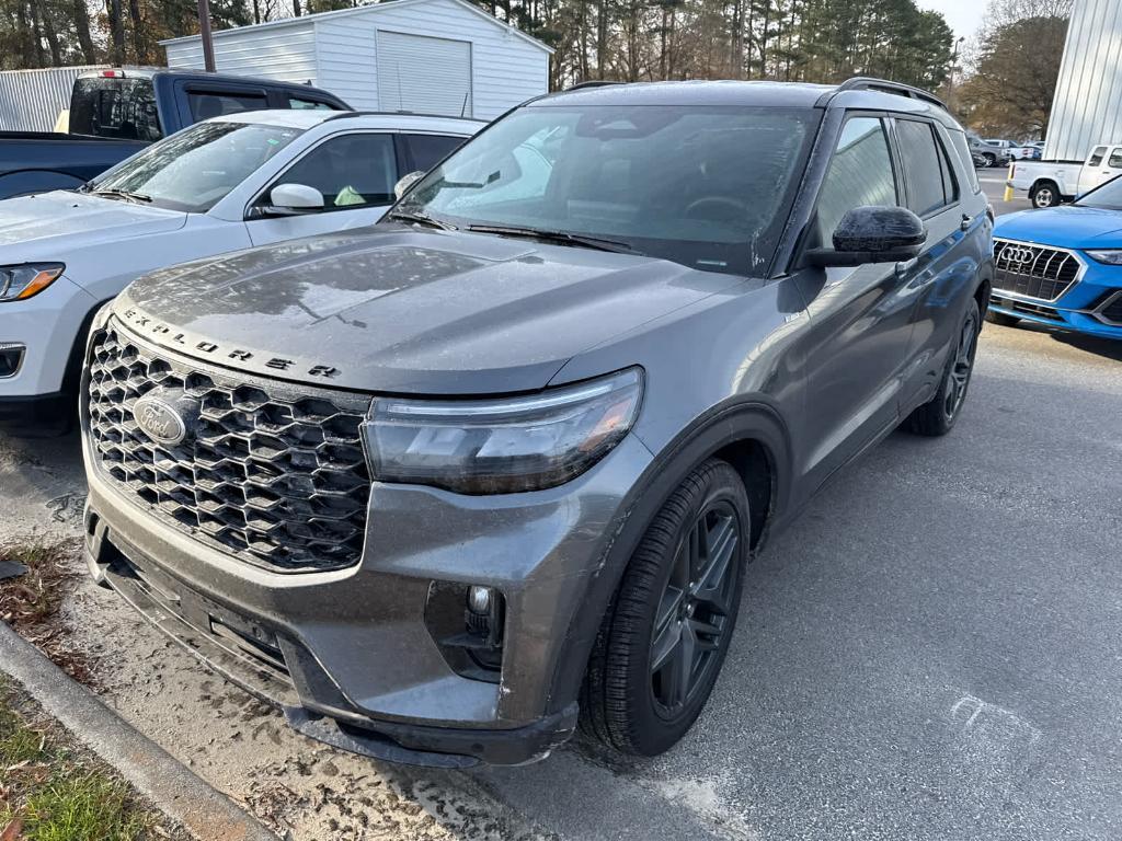used 2025 Ford Explorer car, priced at $37,399