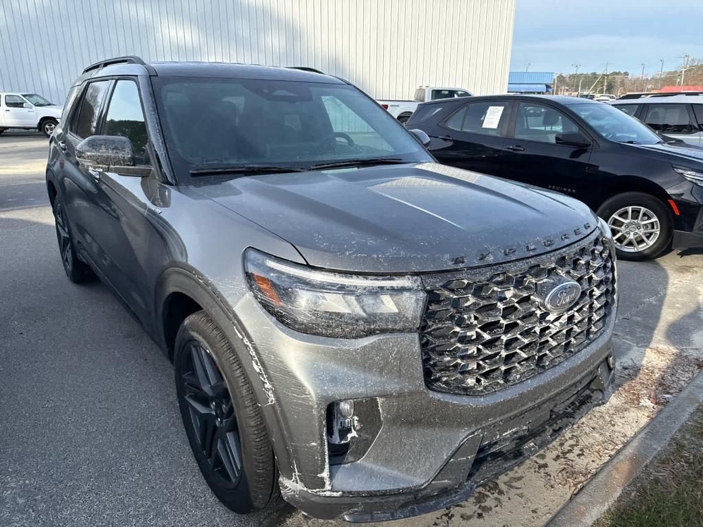 used 2025 Ford Explorer car, priced at $37,399