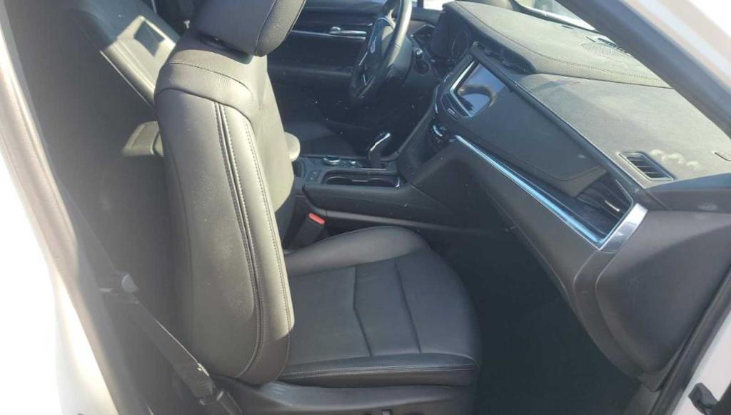 used 2024 Cadillac XT5 car, priced at $34,990